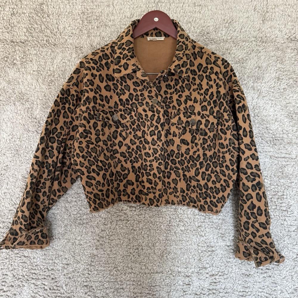 Main Strip Denim Jacket Women's‎ Small Brown Cropped Button Animal Print